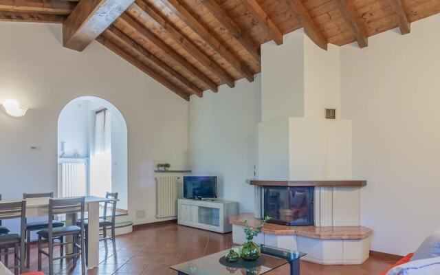 Ca Mia in Menaggio With 3 Bedrooms and 2 Bathrooms