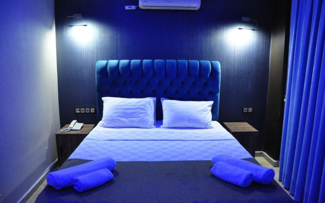 Dream Hotel