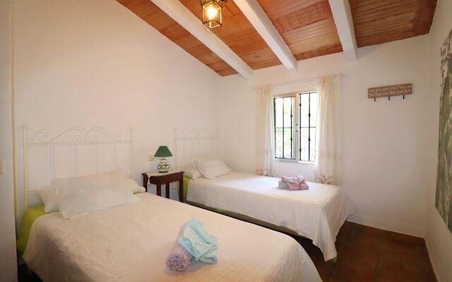 1065 Villa el Ventorrillo