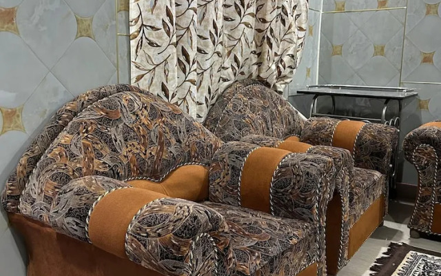 Anushri Lodge And Restaurants