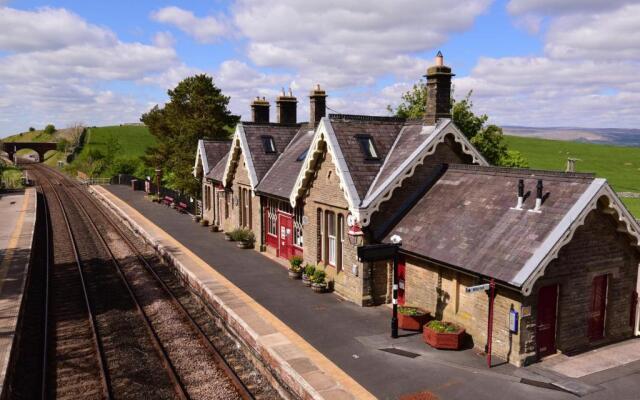 Platform Cottage