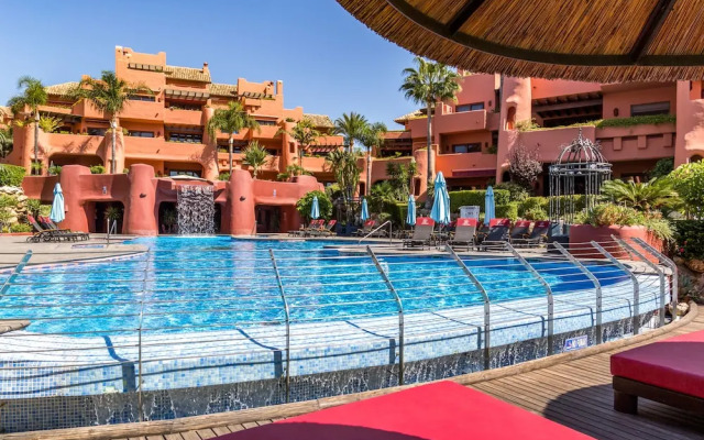 OleHolidays Torre Bermeja frente al mar y jacuzzi