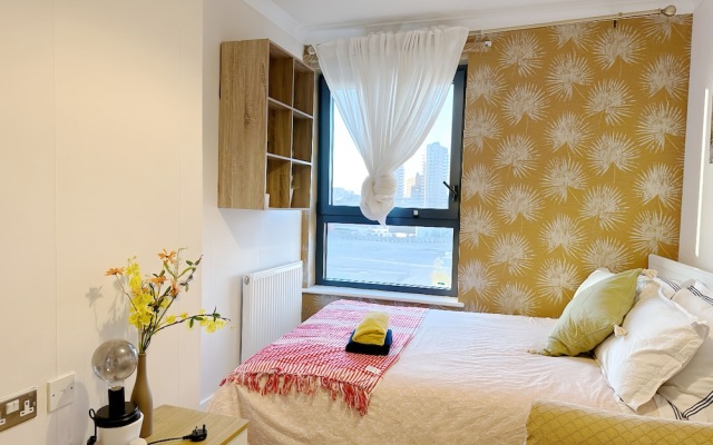Canary Wharf two Bedroom Apartment