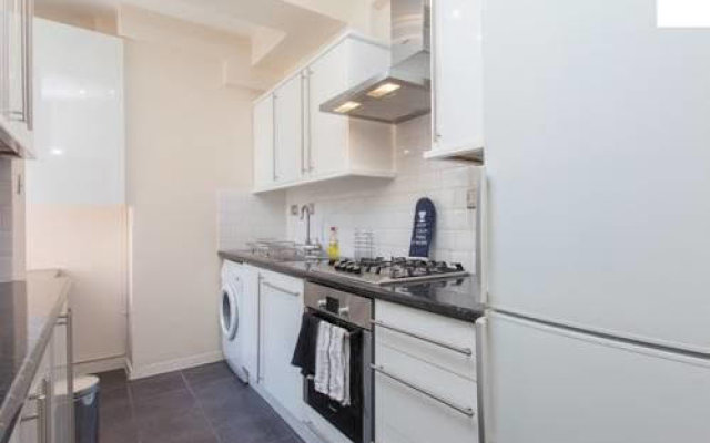 Beautiful 1 Bed in The Heart of The West End