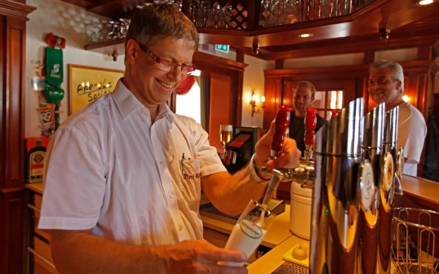 Dorf Café