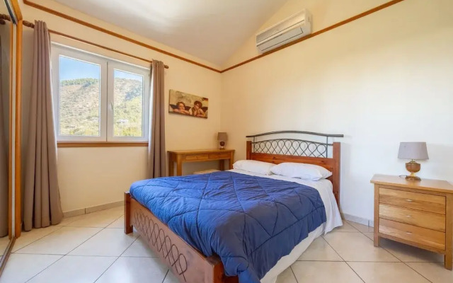 Pomos Harbour View Villa
