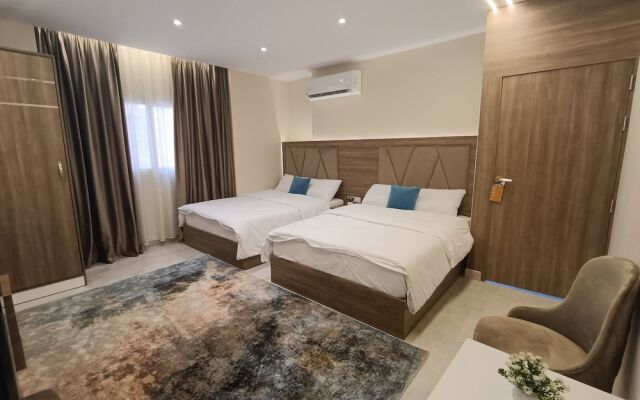 DISCOVER Pyramids inn