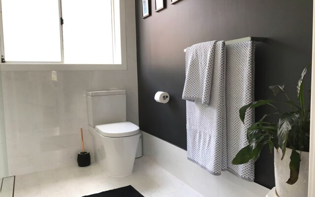 Louisa Court, 4/49 Donald Street