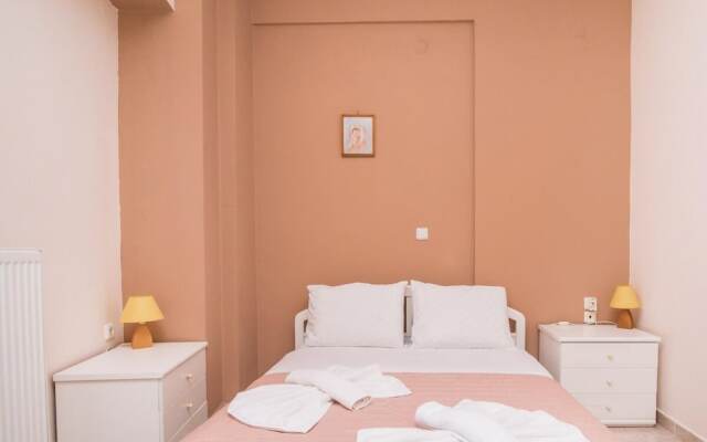 Leonidas House With Sea View