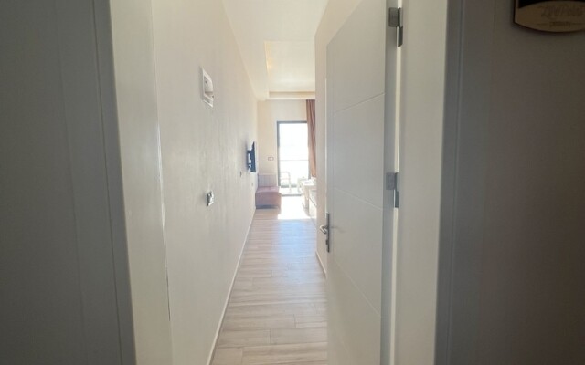 Life Point Boutique Hotel