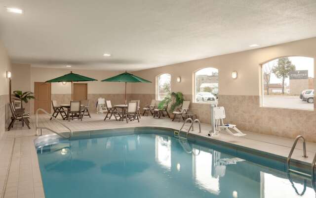 Country Inn & Suites by Radisson, Sioux Falls, SD