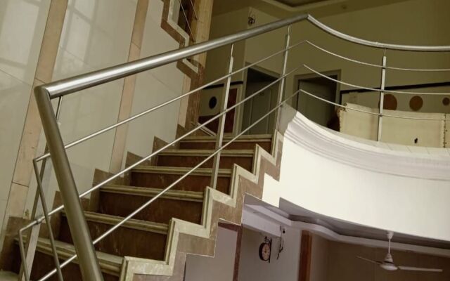 Hotel Harsh Regency
