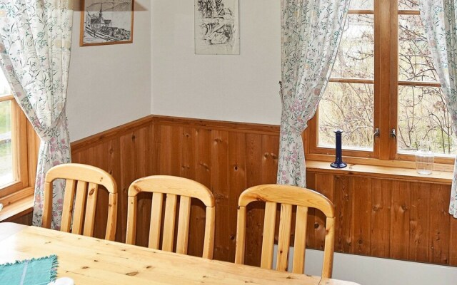 6 Person Holiday Home in Norddal