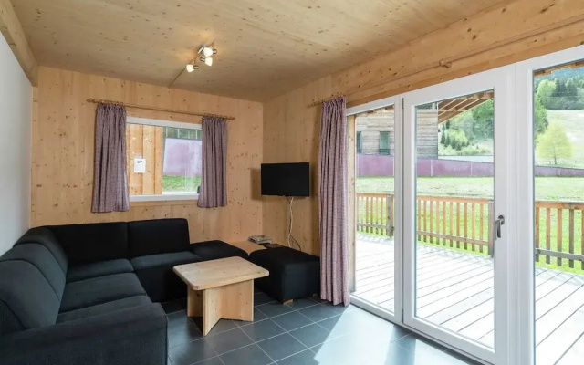 Chalet With Whirlpool tub