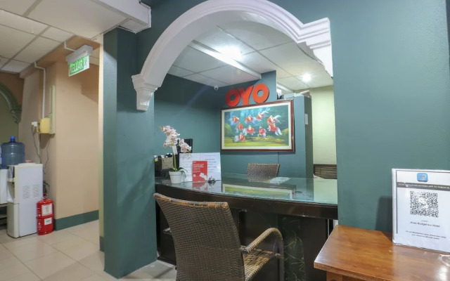 OYO 904 Avee Budget Inn