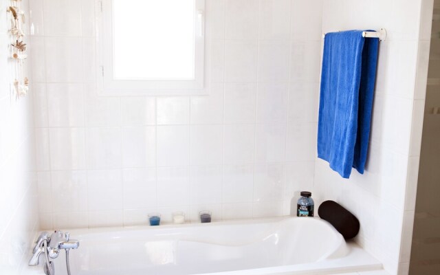 ZenBreak - Charming House in Neuvy