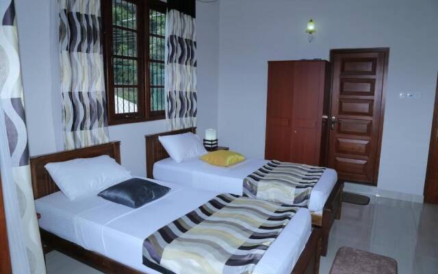 The Springfields Kandy