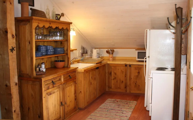 Riverside Meadows Cabins