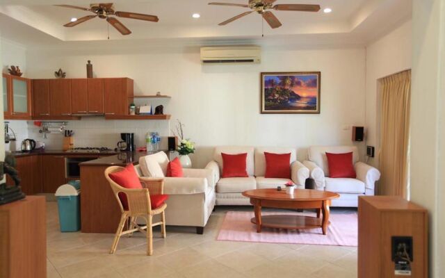 Majestic Residence Pattaya by 38