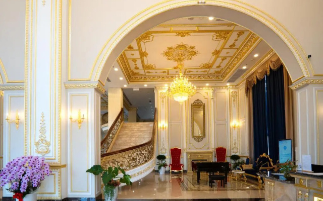 LaChateau – Lobby – Ho Chi Minh City