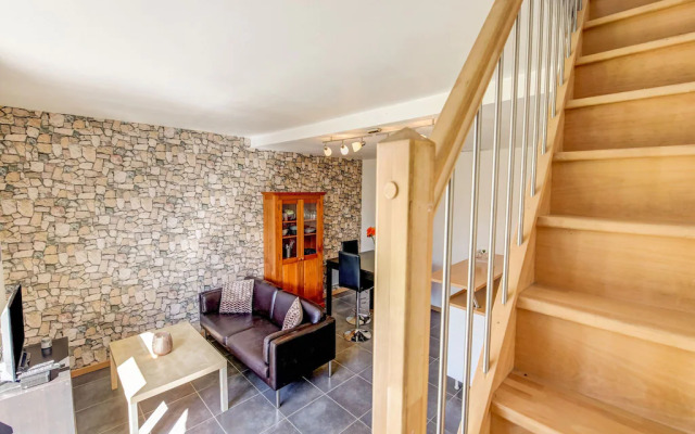 Welcoming Holiday Home in Brainville With Fenced Garden