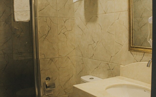 Bois Hotel And Cafe And Restaurant