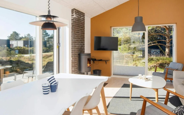 Spacious Holiday Home in Rømø near Sea
