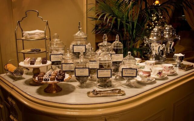 Garrison Inn Boutique Hotel