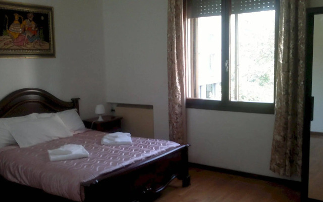 Venice Bangla Guest House