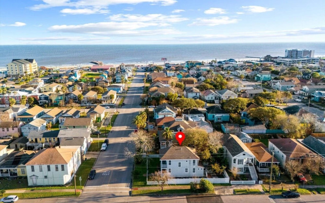 Seas The Breeze 4 Bedroom Home