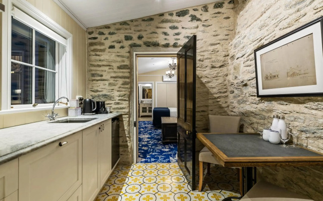 Hulbert House
