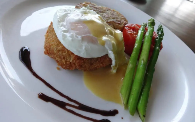 Le Coral Beach Resort and Cafe