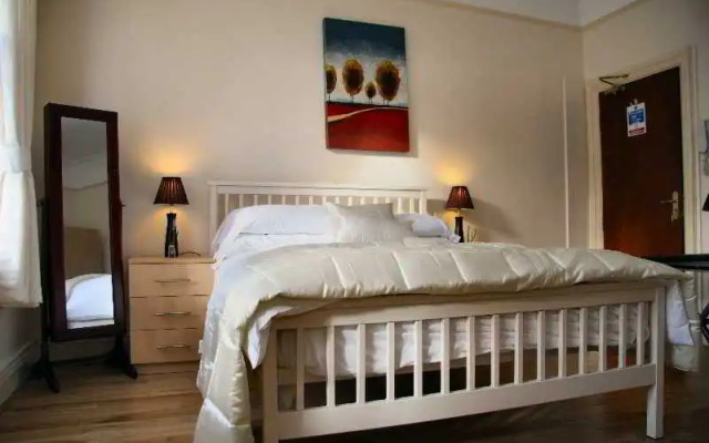 Ullet Suites