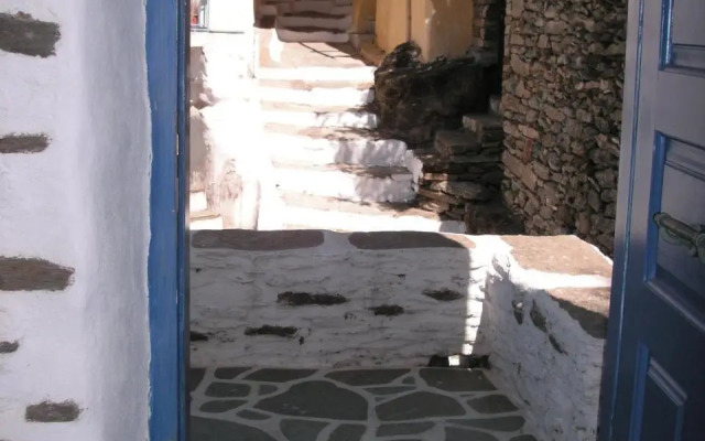 3-Level Doll House In Kea Ioulida/Chora Cyclades