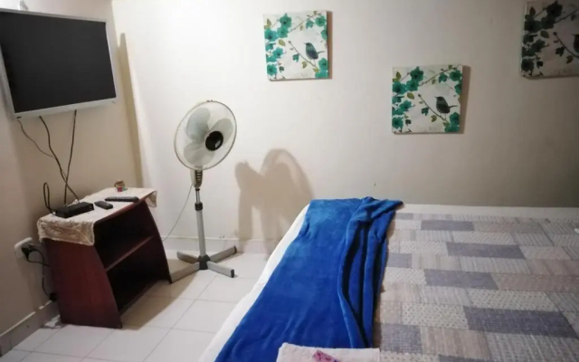 Hellen House playa habitación familiar de dos a 4 pax - Hotel in 圣玛尔塔 - Photo 5