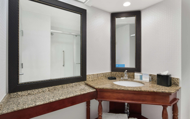 Hampton Inn Atlanta - Newnan