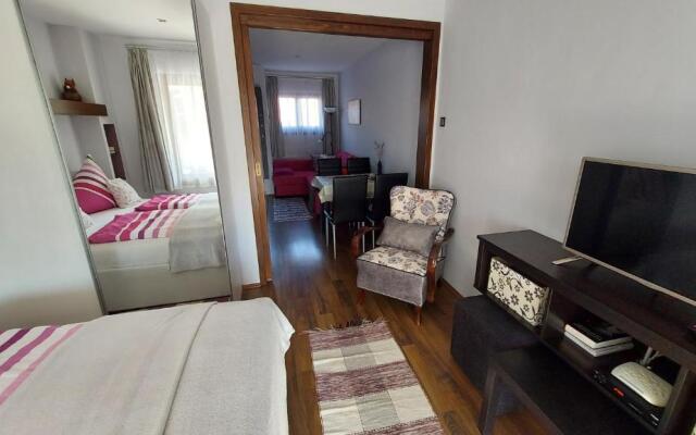 Titi Classic & Trendy Apartman