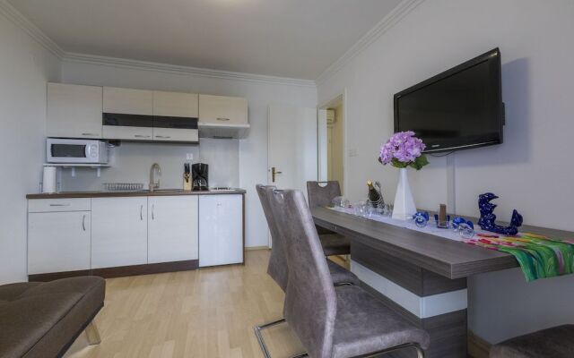 Apartments Mirjana