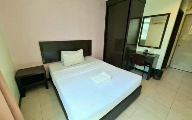 Orpheas Resort - Adults Only