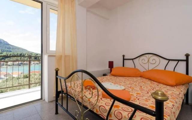 Apartment Dalmatin Zuljana - Two-bedroom Apartment 2