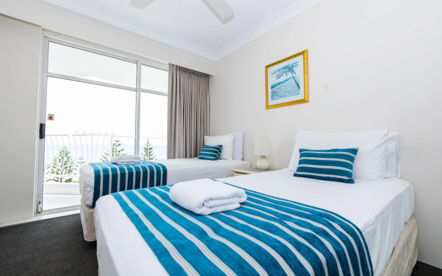 Burleigh Surf Apartments – Guest Rooms – Gold Coast
