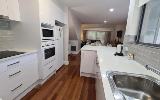 Mercure Lake Macquarie Raffertys Resort