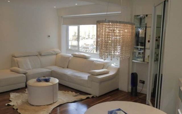 Knightsbridge 1 Bedroom Apartment