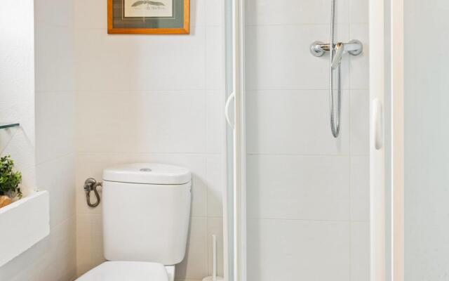 Beautiful Holiday Home in Deltebre Near Beach