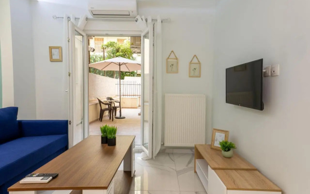 F & B Collection - Flat for 3