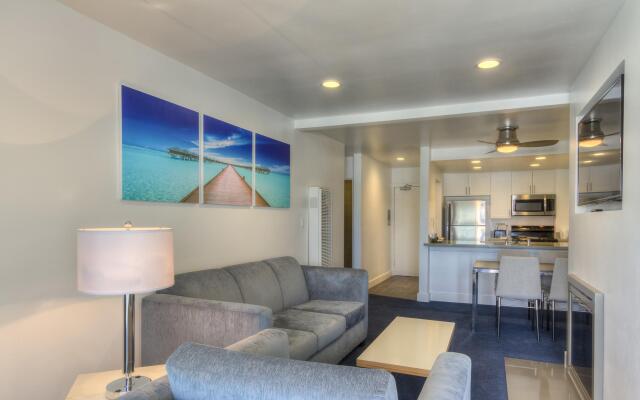 Oceanside Marina Suites