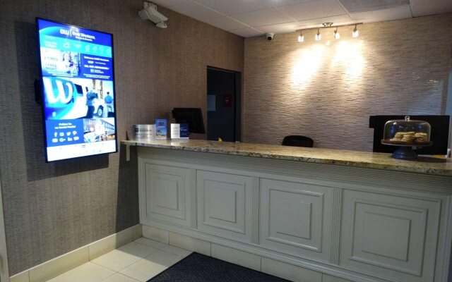 Comfort Inn & Suites