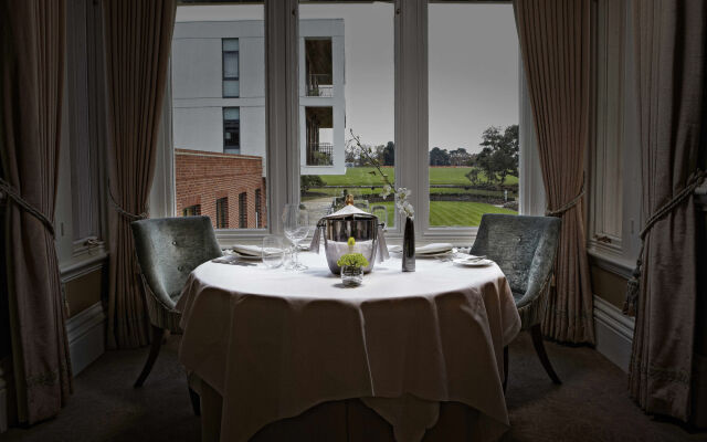 Wivenhoe House Hotel
