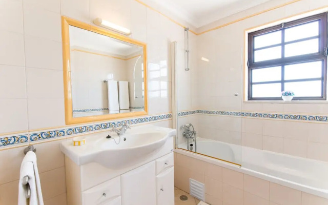 Sea Views, Private Pool, Ac, Wifi, Casa Feliz