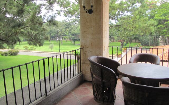 Filadelfia Coffee Resort & Tours